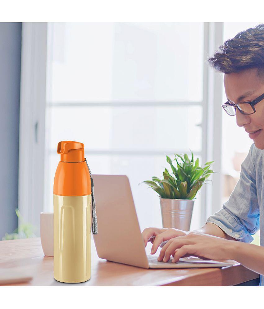 Milton Kool Convex 700 Insulated Inner Pet Water Bottle, 560 ml, Ivory | Easy To Carry | Leak Proof | School | Office | Gym | Hiking | Treking | Travel Bottle - Ivory