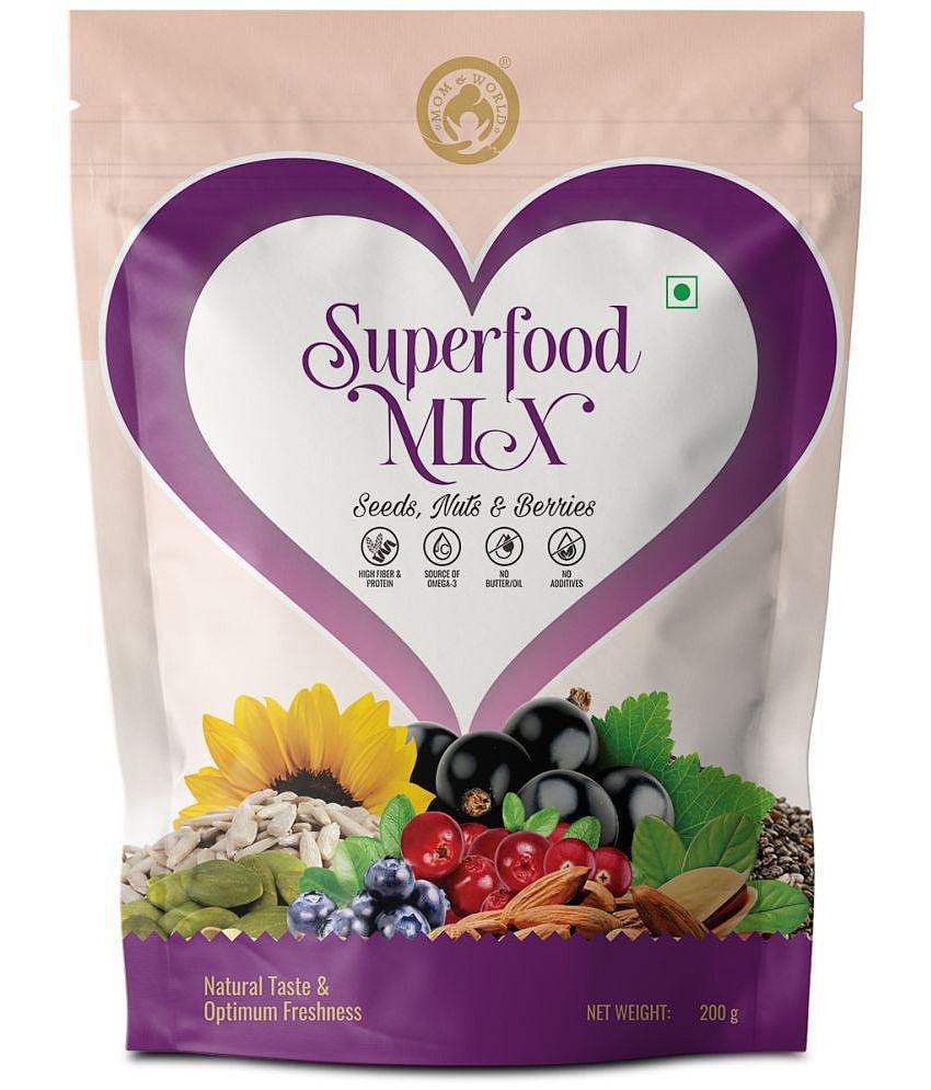 Mom & World Superfood Mix Seeds, Nuts & Berries, Natural Taste & Optimum Freshness, High Fiber & Protein, Omega- 3, No Butter Oil, 200 g