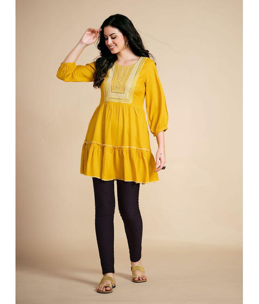 Glomee - Yellow Viscose Womens Tunic ( Pack of 1 ) - None