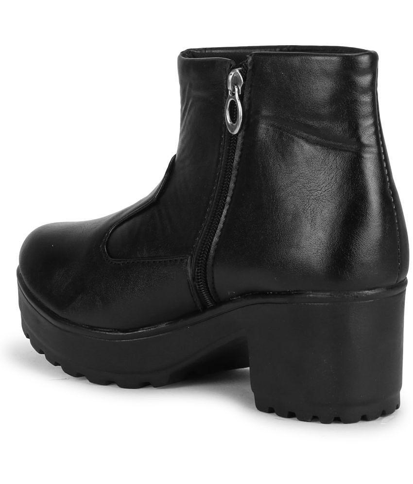 Ishransh - Black Women's Ankle Length Boots - None