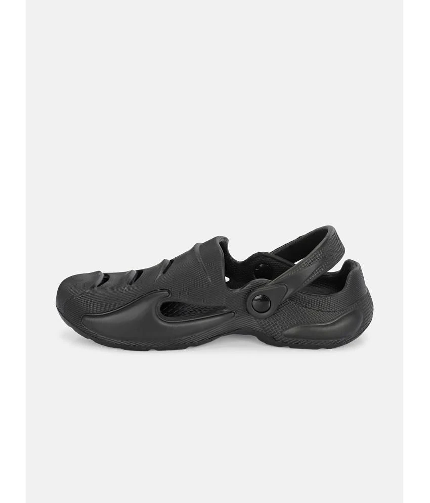 Trendy Women Big Fox - Black Mens Clogs - None 2025 at ShopCircuit | ONDC