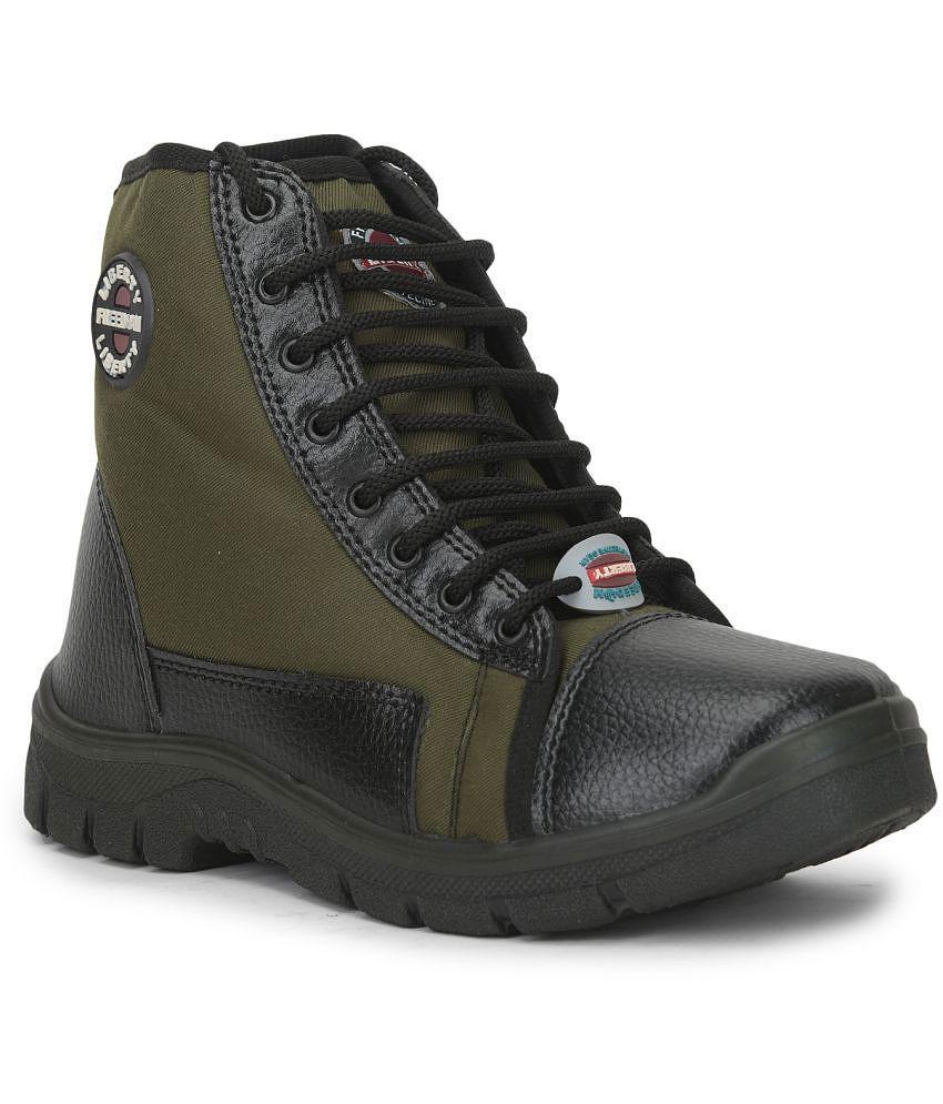 New Men Liberty FOREST-22 - Green Men's Trekking Shoes - None 2025 at ShopCircuit | ONDC
