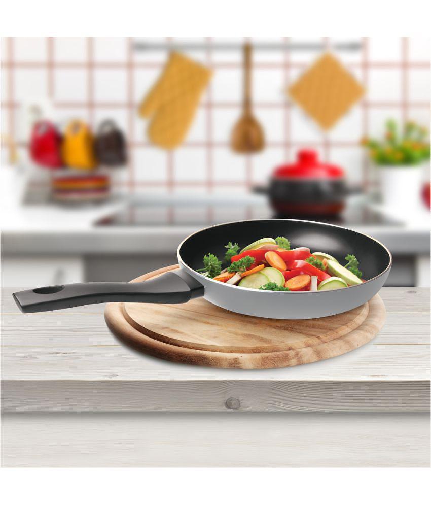 Milton Pro Cook Black Pearl Aluminium Induction Fry Pan, 28 cm /2.5 Litre, Grey