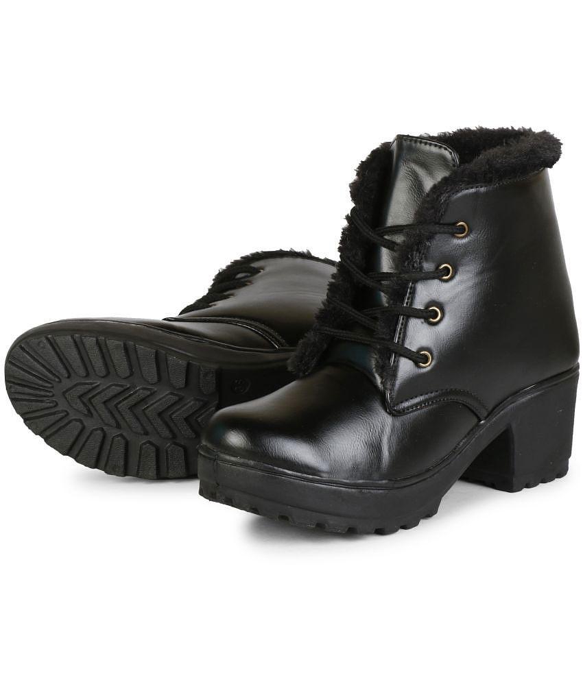 Ishransh - Black Women's Ankle Length Boots - None