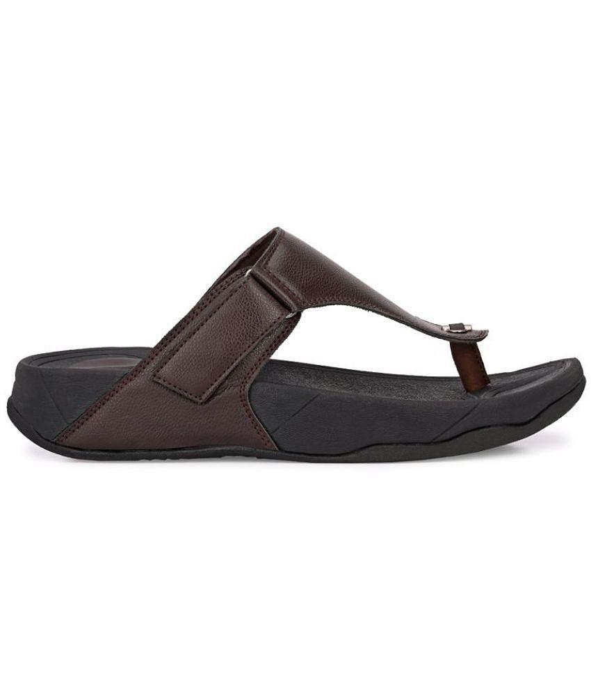 layasa Brown Flip Flops - None