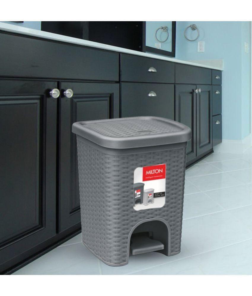 Milton Step Up Pedal Bin with Removable Inner Bin, 1 Piece, 4 Litre, Grey