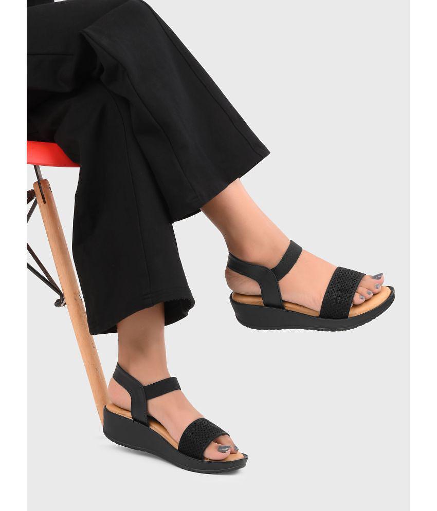 layasa Black Floater Sandals - None