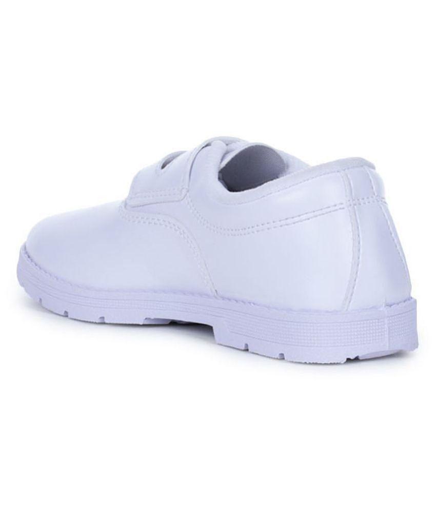 Exclusive Men Liberty - White Men's Slip-on Shoes - 7 2025 at ShopCircuit | ONDC