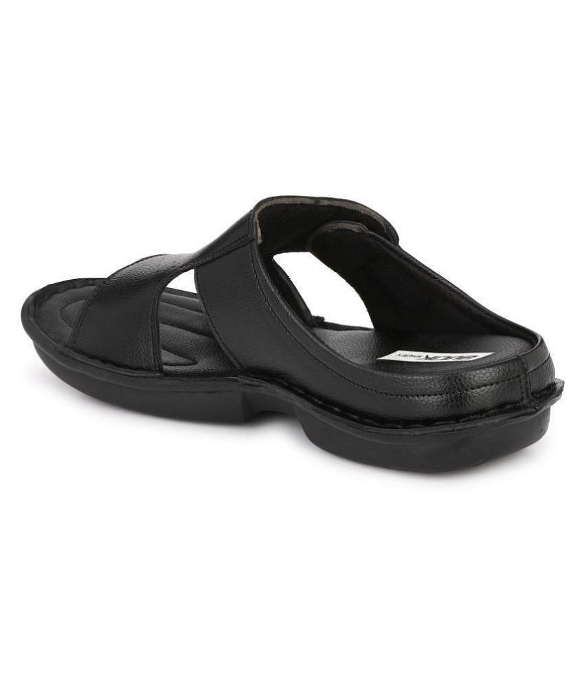 Bucik Black Flip Flops - None