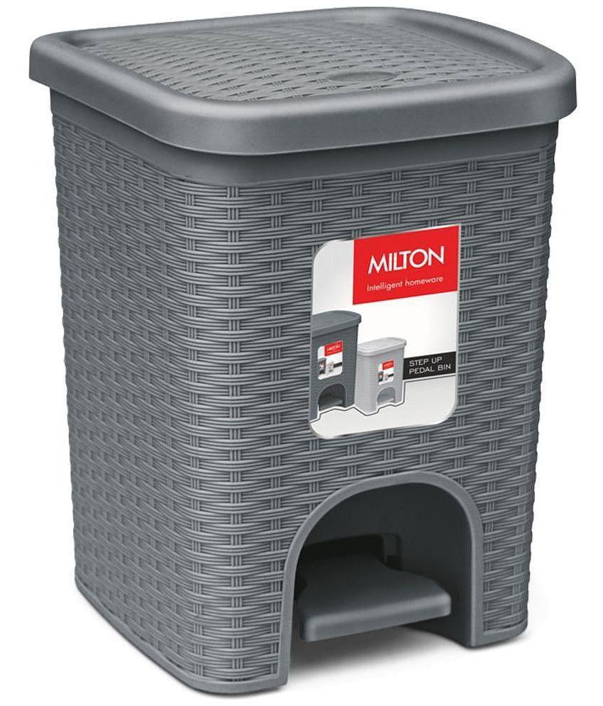 Milton Step Up Pedal Bin with Removable Inner Bin, 1 Piece, 4 Litre, Grey