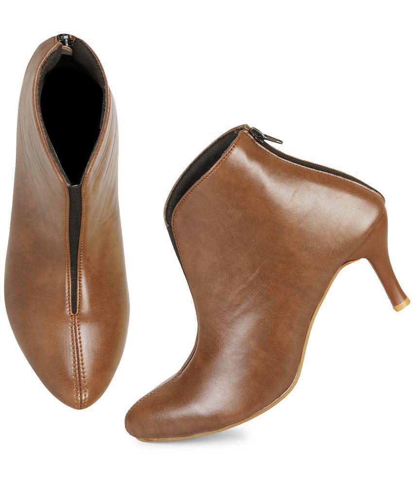 Ishransh - Brown Women''s Pumps Heels - None