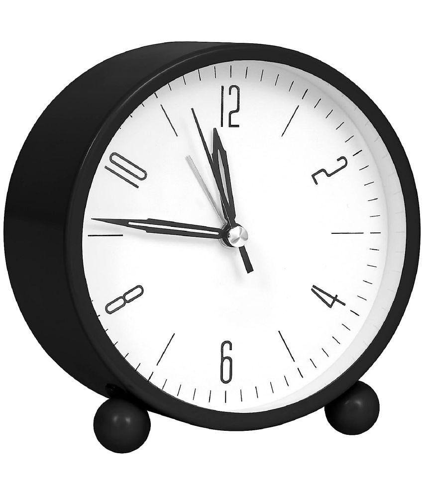 EIGHTEEN ENTERPRISE Analog PVC Circular Table Clock - Pack of 1