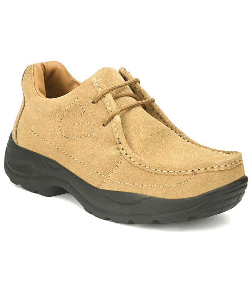 Exclusive Women Fashion Victim - Brown Mens Trekking Shoes - None 2025 at ShopCircuit | ONDC