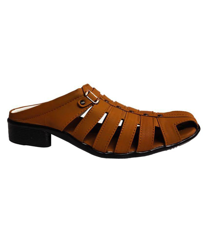 Top Men RAGE GAZE - Beige  Men's Sandals - 7 2025 at ShopCircuit | ONDC