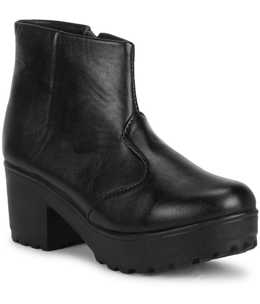 Ishransh - Black Women's Ankle Length Boots - None