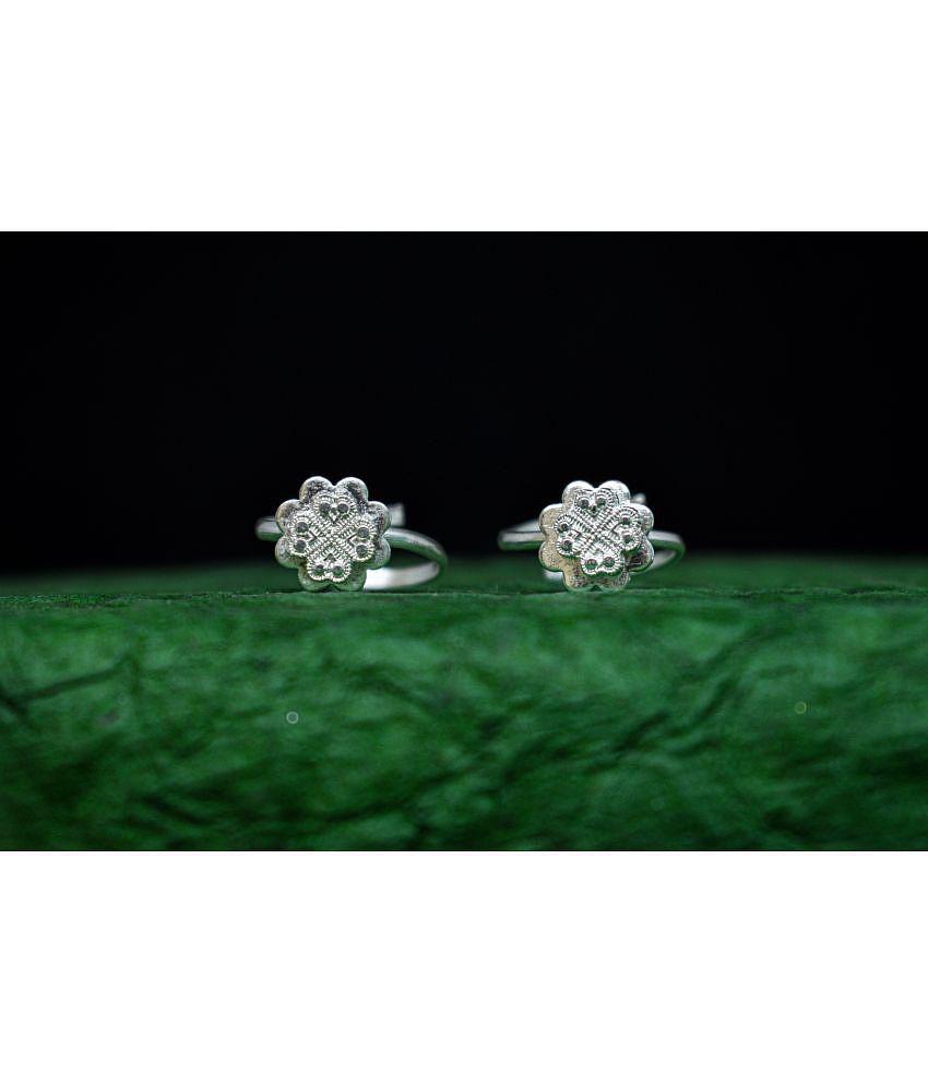 Affordable Men AanyaCentric Silver Plated 2 Pair Toe Rings - Silver 2025 at ShopCircuit | ONDC