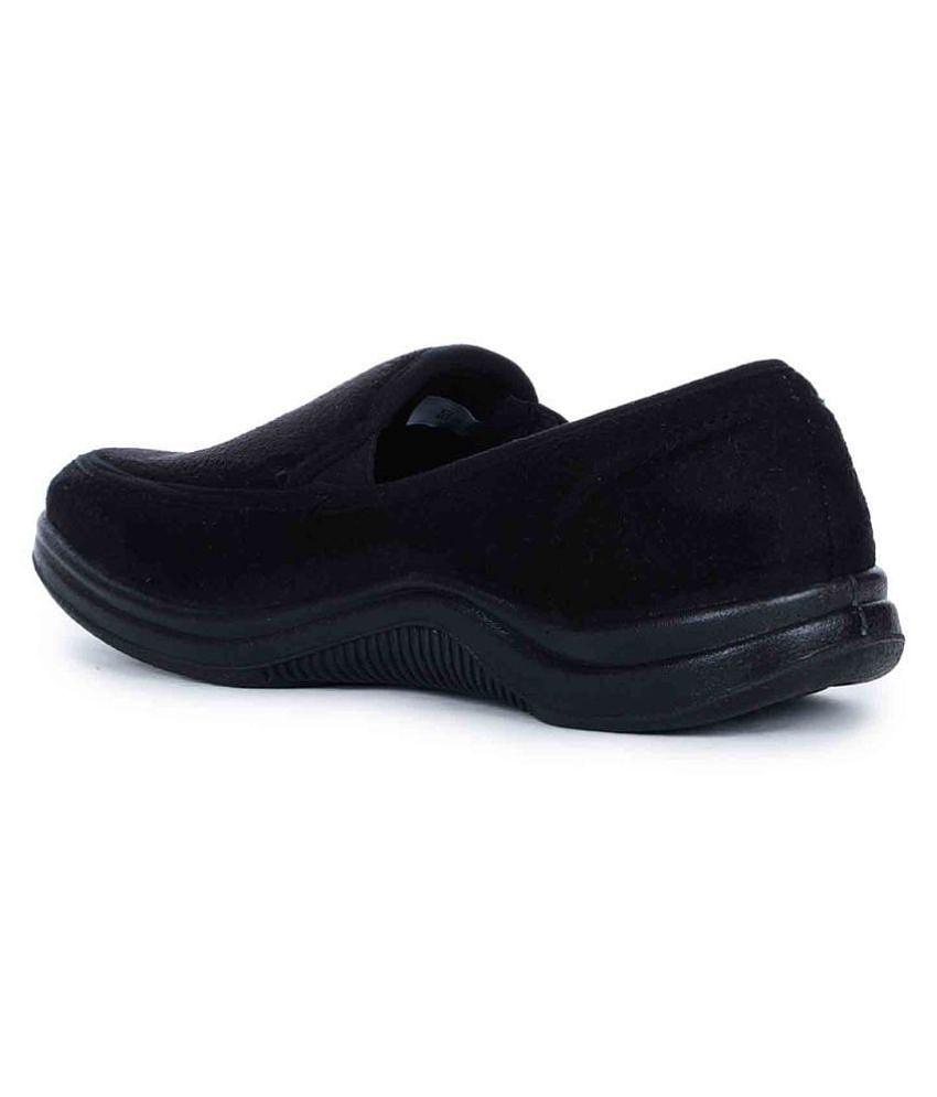 Luxurious Men Gliders By Liberty Lifestyle Black Casual Shoes - 6.5 2025 at ShopCircuit | ONDC