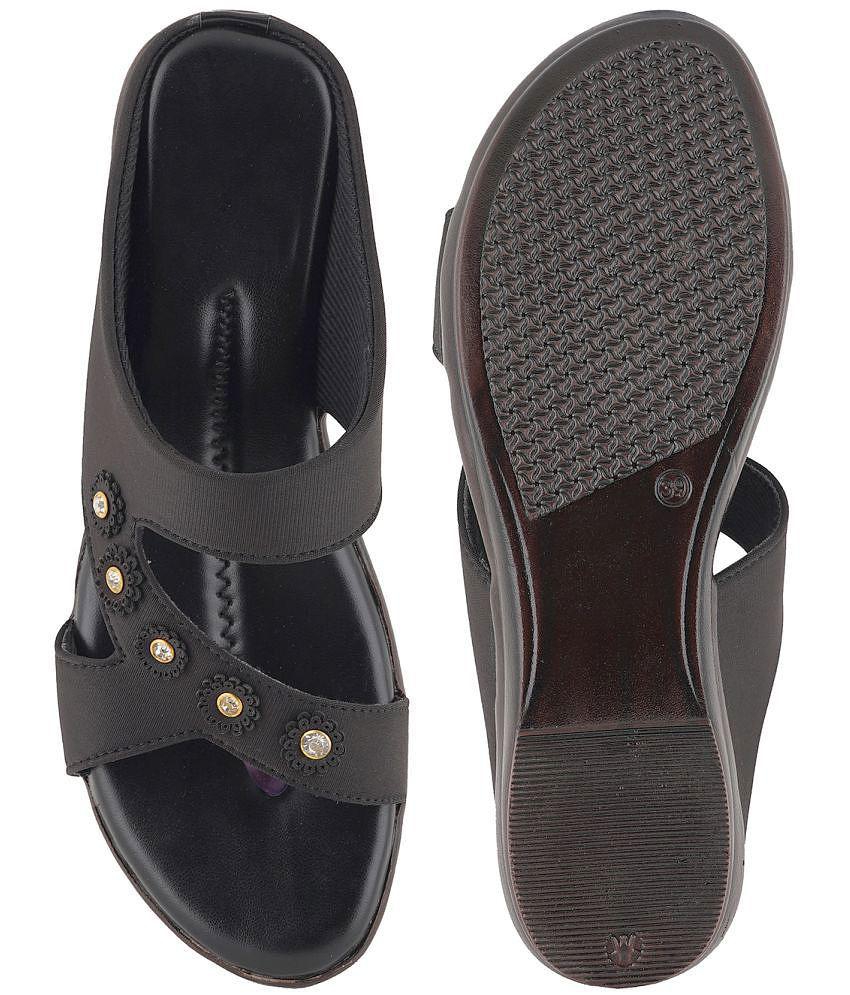Latest Men STYLE SHOES - Black Women's Flats - None 2025 at ShopCircuit | ONDC