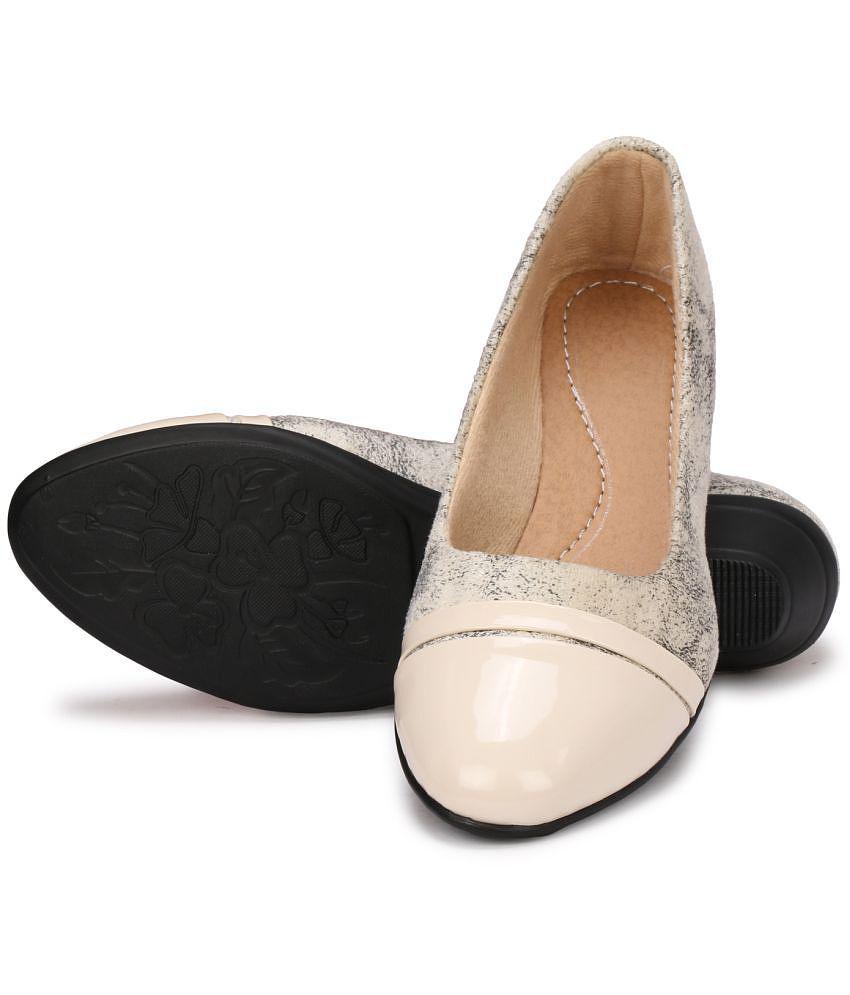 Ishransh - Beige Women''s Casual Ballerinas - None