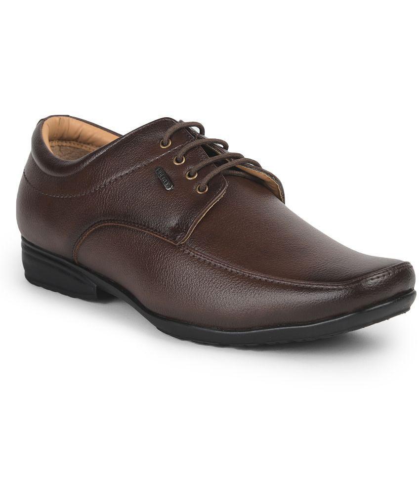 Top Men Liberty - Brown Men's Derby Formal Shoes - None 2025 at ShopCircuit | ONDC
