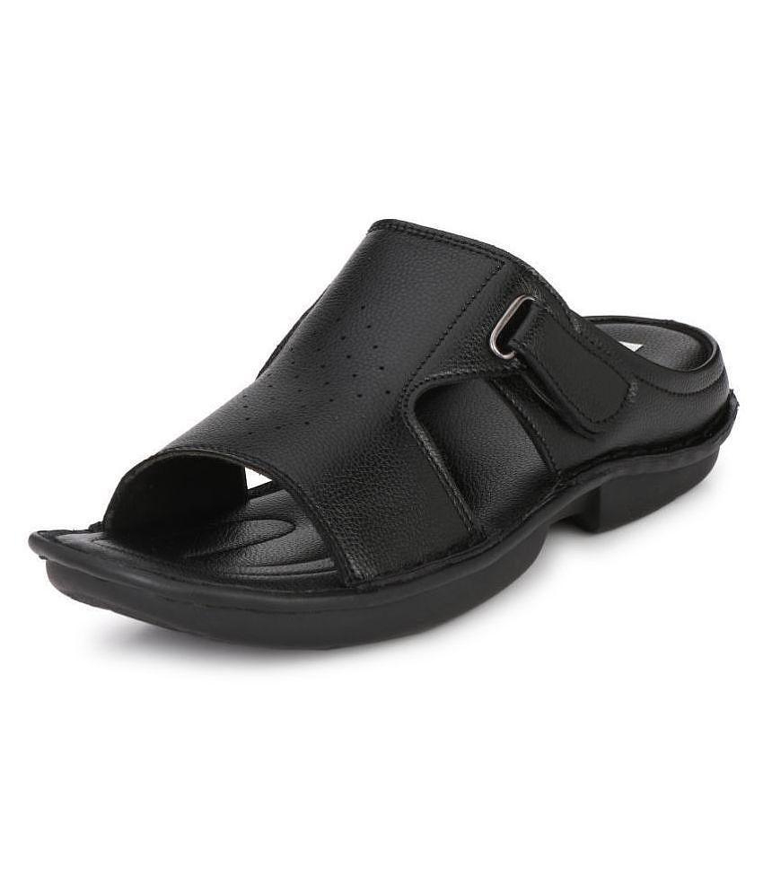 Bucik Black Flip Flops - None