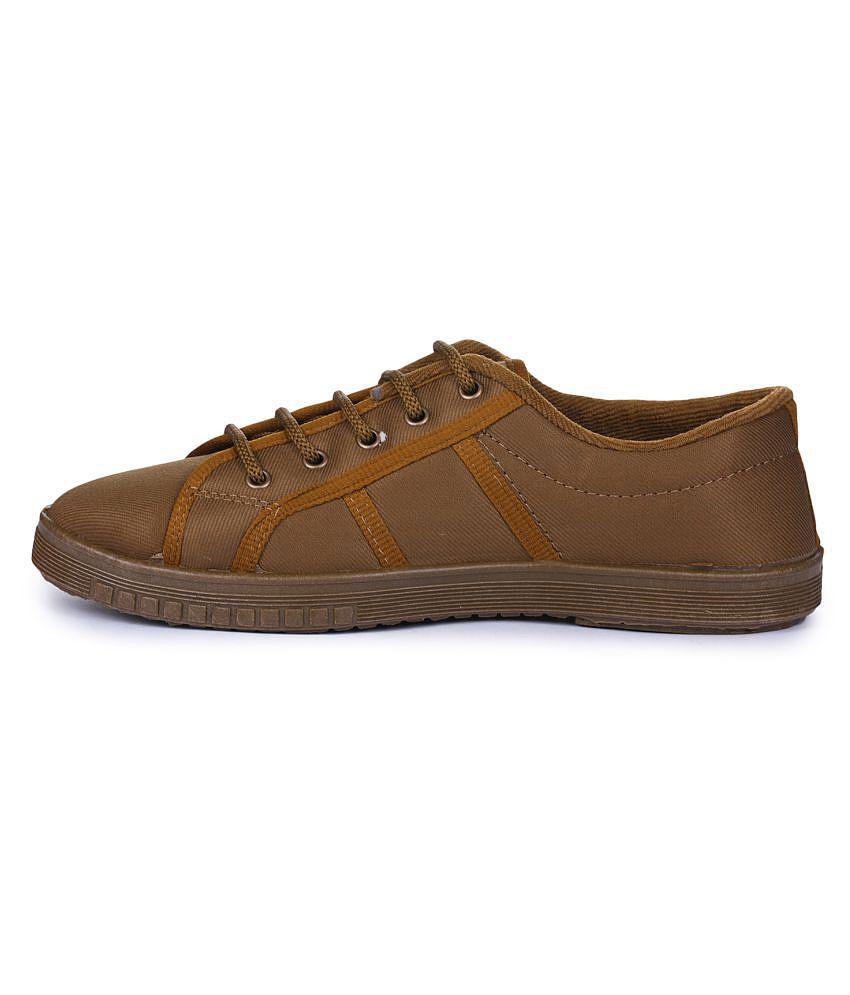 Latest Men Gliders By Liberty - Beige Men's Boat Shoes - 8 2025 at ShopCircuit | ONDC