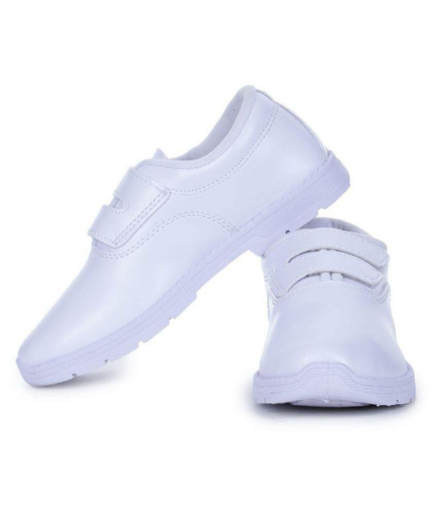 Exclusive Men Liberty - White Men's Slip-on Shoes - 7 2025 at ShopCircuit | ONDC