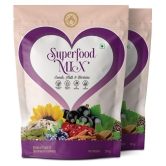 Mom & World Superfood Mix Seeds, Nuts & Berries, Natural Taste & Optimum Freshness, High Fiber & Protein, Omega- 3, No Butter Oil, 200 g (Pack of 2)