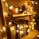 Snowflake Serial String Lights for Decoration (Warm White)