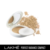 Lakme Perfect Radiance Compact Powder, Ivory Fair 01, 8 gm | Compact Powder with SPF 23 | Soothing and Moisturising Compact | Smooth Matte Finish