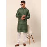 Men Sequinned Kurta with Churidar-S / Green