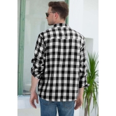 Men Regular Fit Checkered Casual Shirt