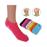 SPA Gel Socks Moisturizing Whitening Exfoliating Treatment Smooth Beauty Reusable Feet Care Silicone Socks(1 Pair) - None