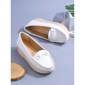 Shoetopia White Womens Loafers - None