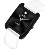 Swisstyle White Silicon Analog Mens Watch