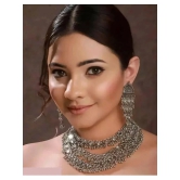 Samridhi DC Silver Alloy Necklace Set ( Pack of 1 ) - Silver