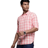 Men Regular Fit Checkered Spread Collar Casual Shirt