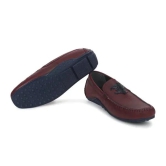 Men Burgundy Two-Tone Driver Shoes With Filigree Logo-10