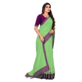 ofline selection - Green Silk Blend Saree With Blouse Piece (Pack of 1)