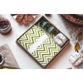 Sustainable Wellness Hamper for all by Ekatra - Green Chevron