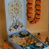 Rakhi Box: Unbreakable Bond | Raw Almonds, Cashews, Raisins, Pistachios & 12 Chocolates Bites  - 720g