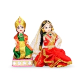 Traditional Indian Wedding Couple Dolls.