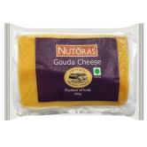 Nutoras Gouda Cheese Block 200 g (Pouch)