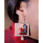 Raja Rani Cream Earring