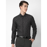 Spread Collar Slim Fit Geometric Printed Formal Cotton Shirt