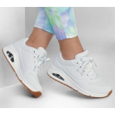 Skechers White Women Uno - Stand On Air Lace Up Sneakers