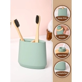 VON CASA Green Polyresin Toothbrush Holder