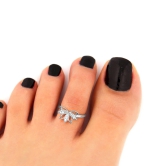 Silver Crescent Flower Toe Ring