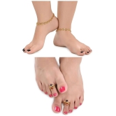 AanyaCentric Gold Plaed 1 Pair Anklet & 1 Pair Toe Ring Combo - Golden