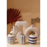 Set of 6 Essential Vases (For the price of 5)